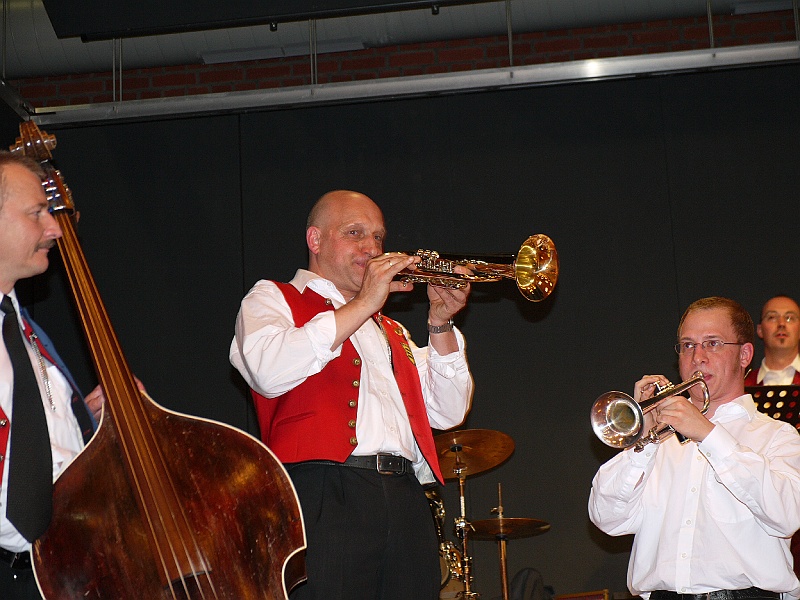 09 04 04 Fruehjahrskonzert MVB (158).JPG